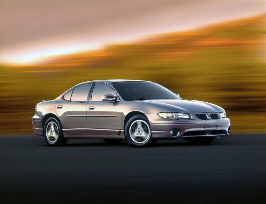  Pontiac Grand Prix 1997 года  (фото 3 из 25)